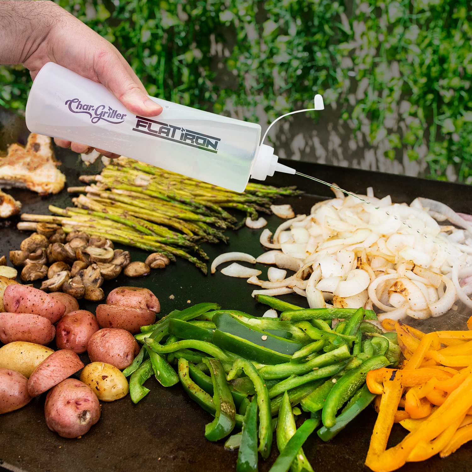 Char-Griller Flat Iron™ Plancha-Starter-Set