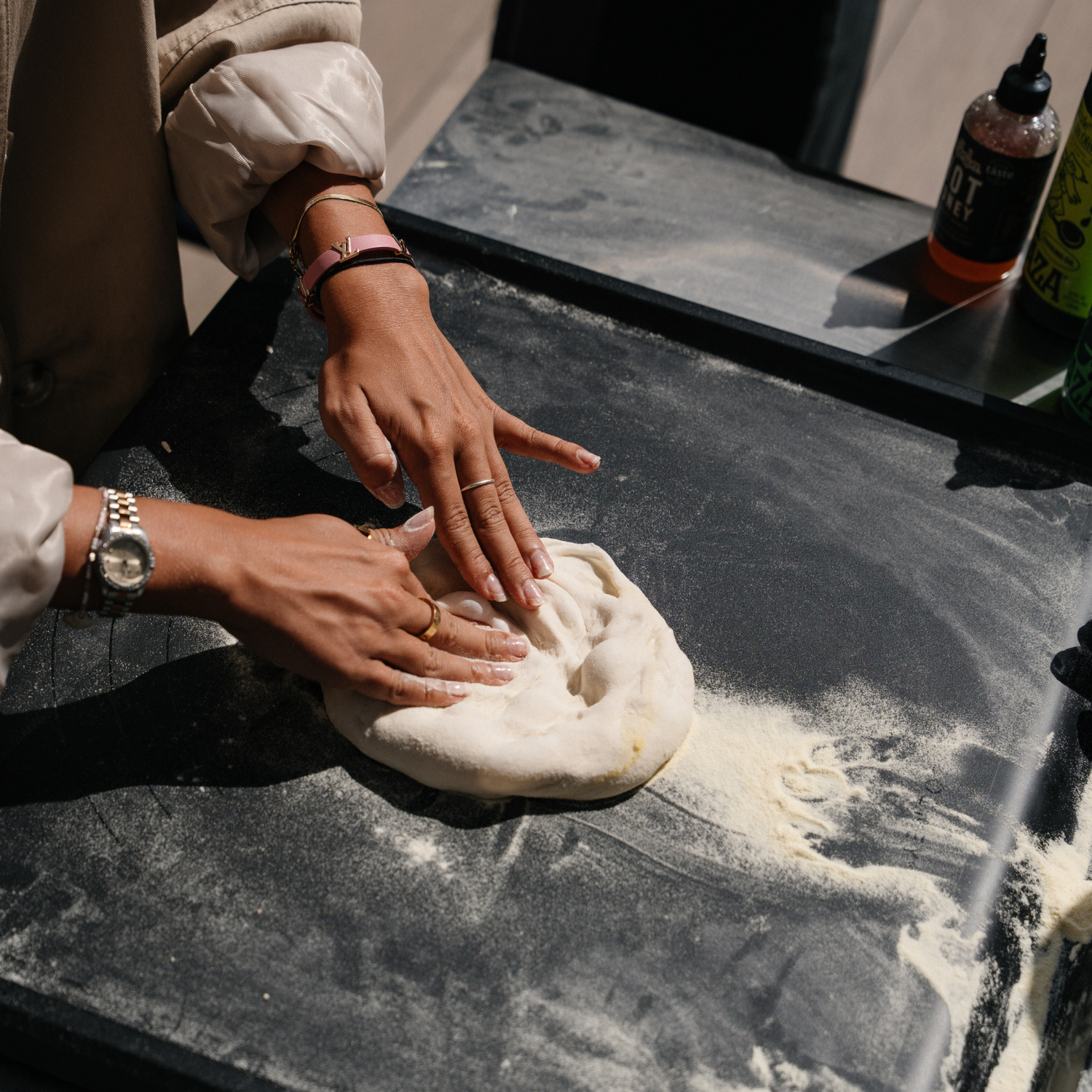 Gozney Pizza Prep Board für die Teigvorbereitung