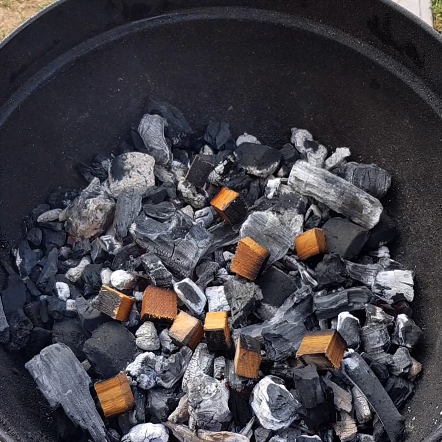 Mr. Barrel BBQ Chunks XL Cognac, 3 kg