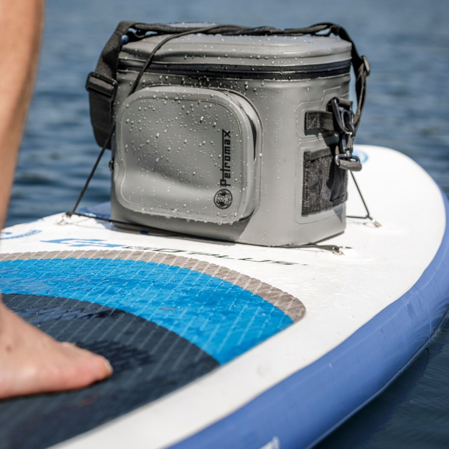 Petromax Kühltasche 22 Liter Grau mit Kühlakku