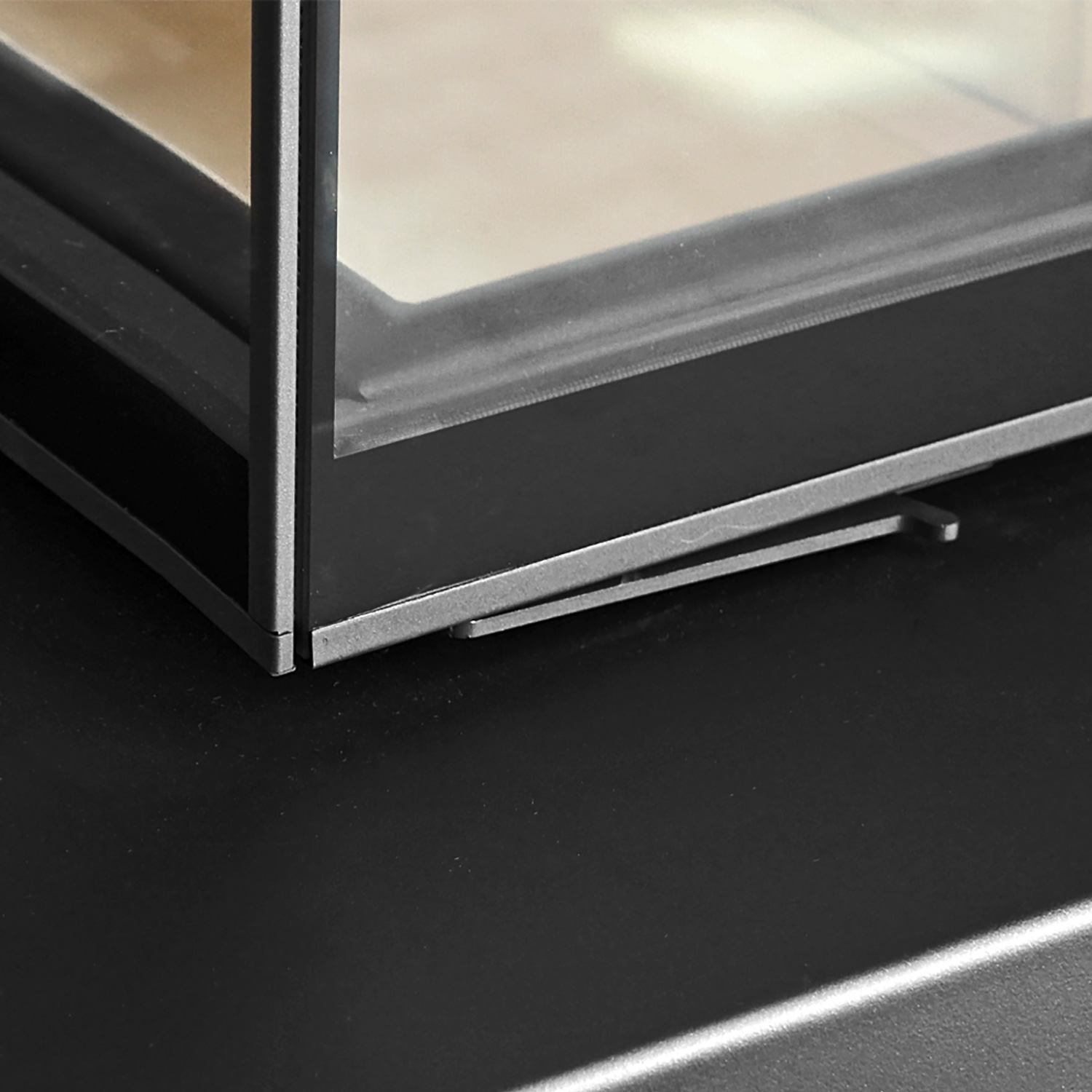 Olsberg Osorno L TopStone Kaminofen Gabbro nero ferrara linea-retta, links